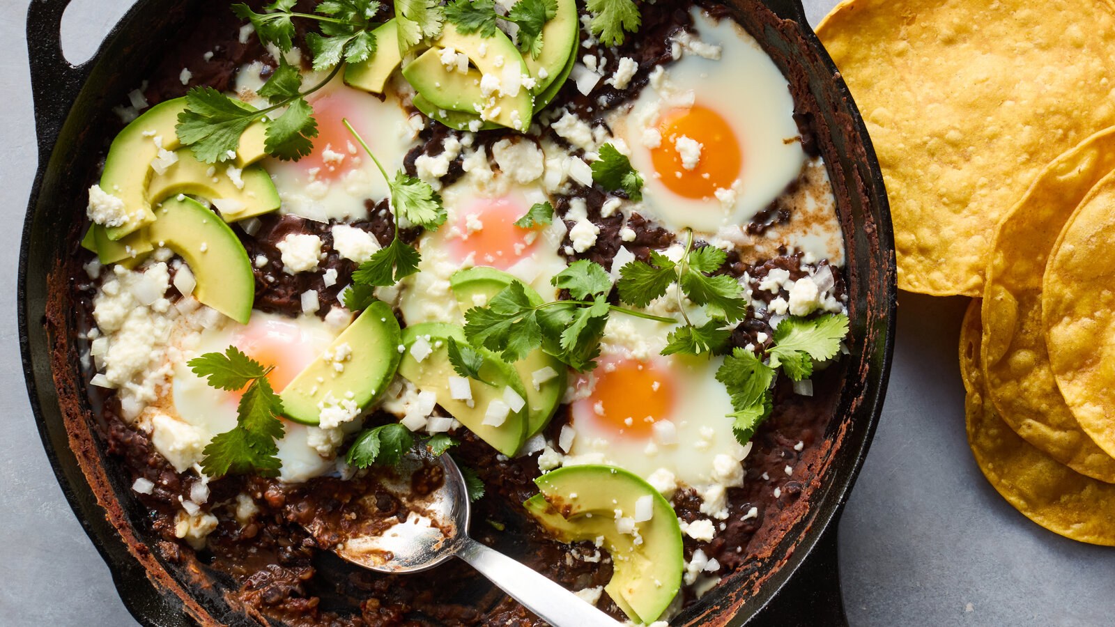 Huevos Enfrijolados (Eggs in Spicy Black.jpg